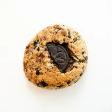 Cookies & Cream Cookie