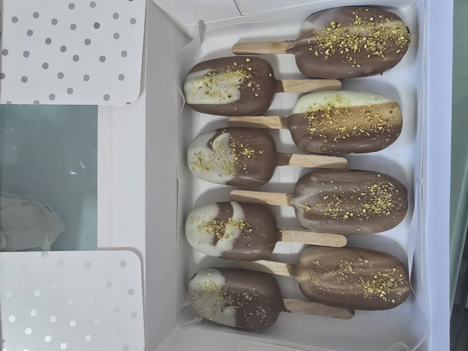 Cakesicles